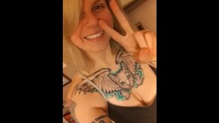 CUTE TATTOOED BLONDE GIRL FARTS ON YOUR FACE