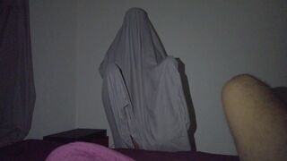 ????Fantasma real aparece en mi cuarto???? y me folla, zombie culona Halloween