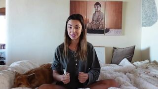Masturbation Tutorial for GIRLS - step-by-step instruction with Roxy Fox